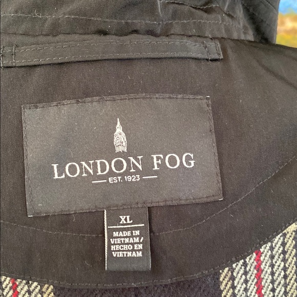 London Fog Black Double-Breasted Trench Coat - Picture 2 of 8